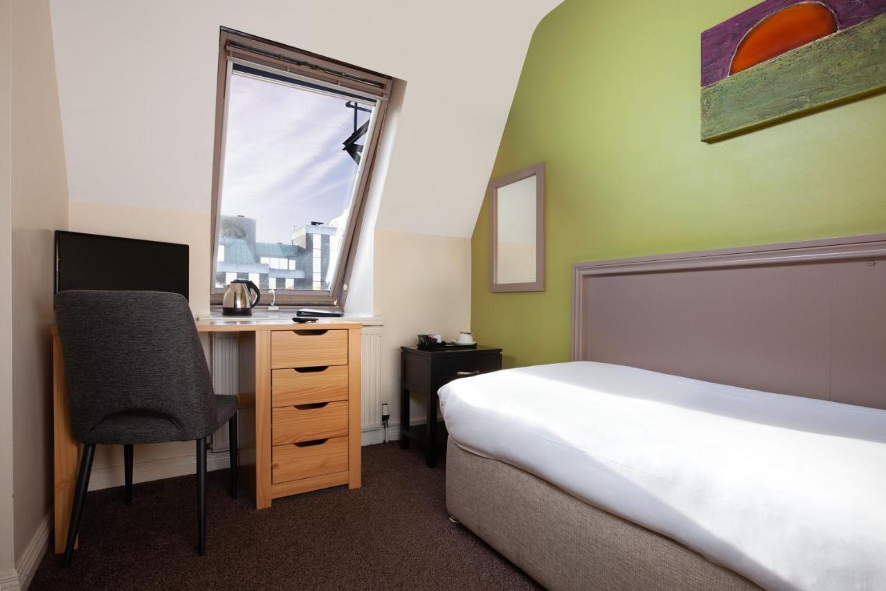 Dublin Central Inn — Fotos 1